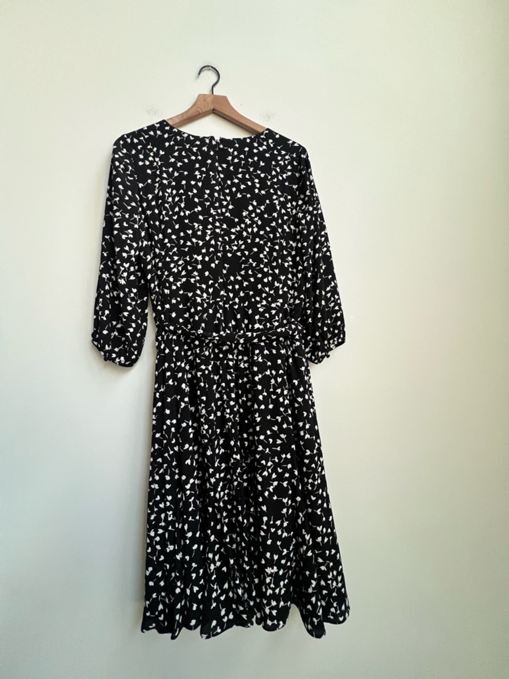 Talbots Floral Fit And Flare Dress Black Feminine Office 10 Classic Sophisticate - Picture 10 of 14